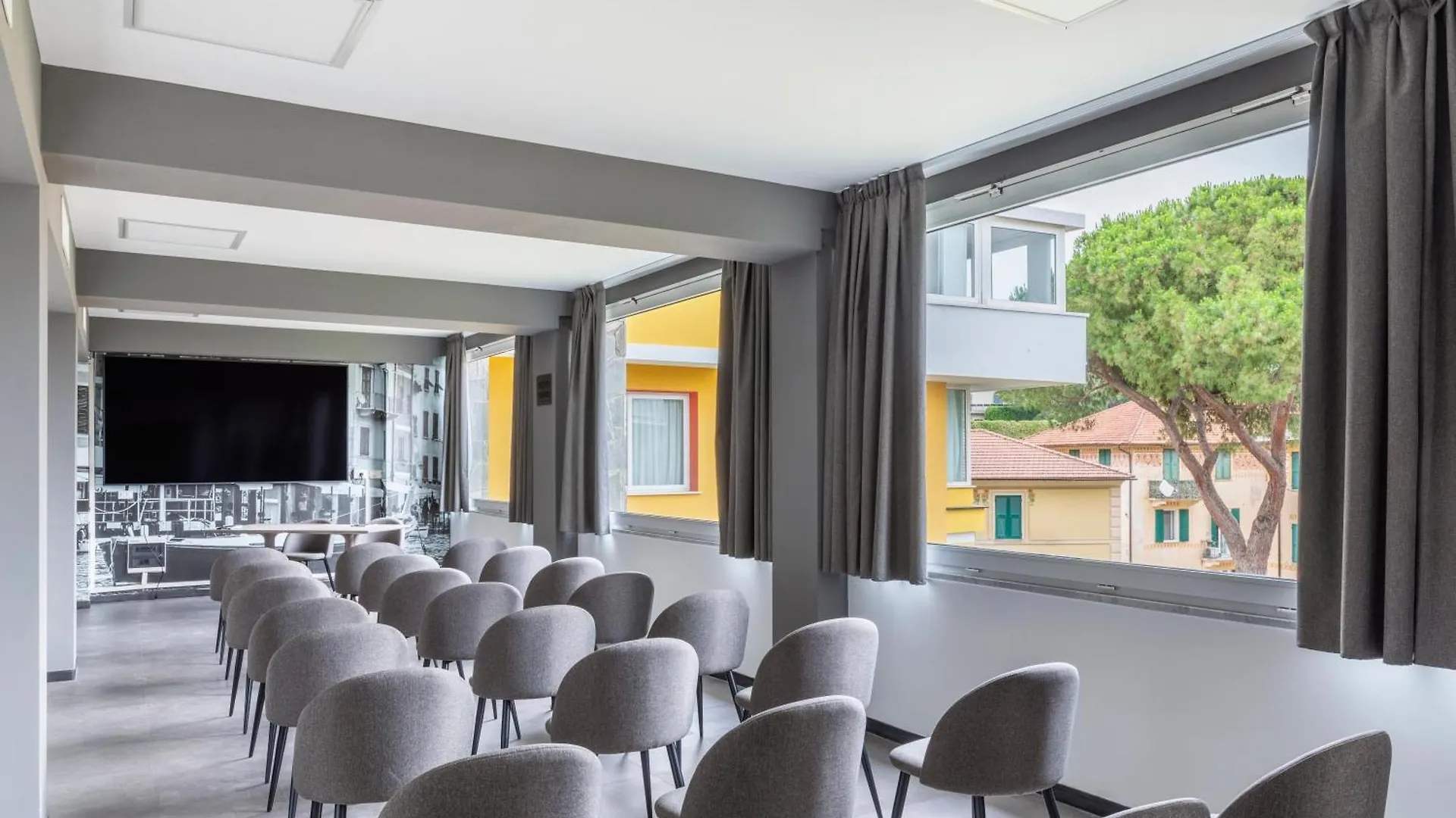 B&B Hotels Park Hotel Suisse Santa Margherita Ligure 4*,  Italien